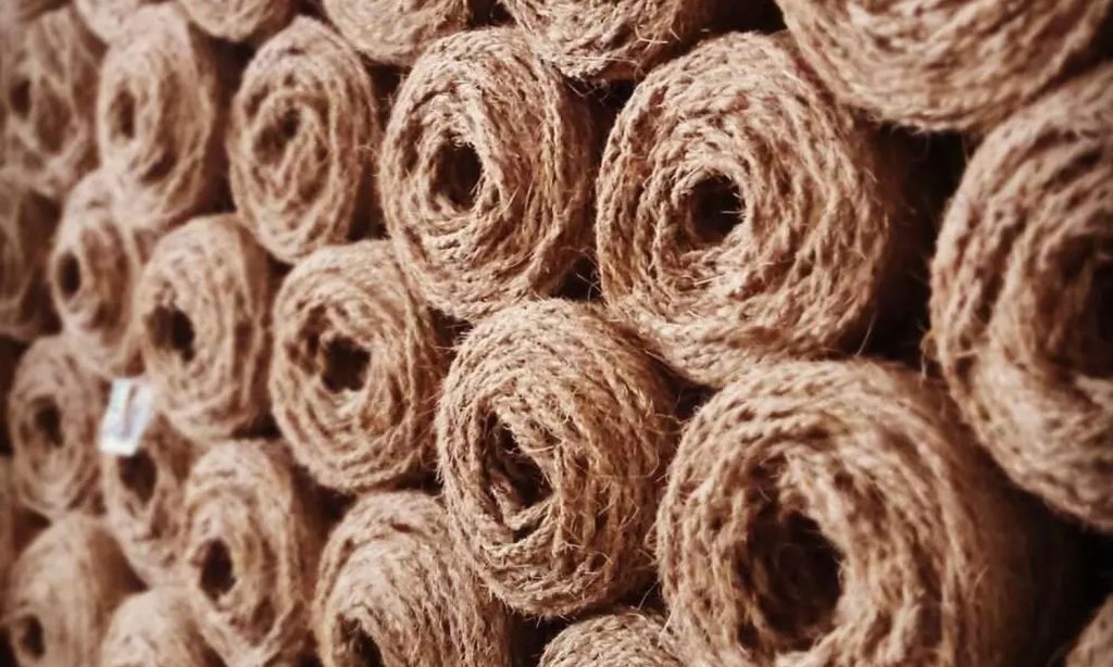 cocomesh biodegradable untuk perlindungan kebun kopi